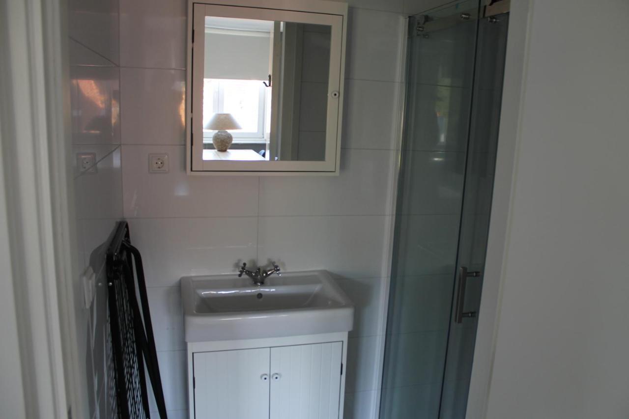 Apartment Hoornweg Роттердам Номер фото